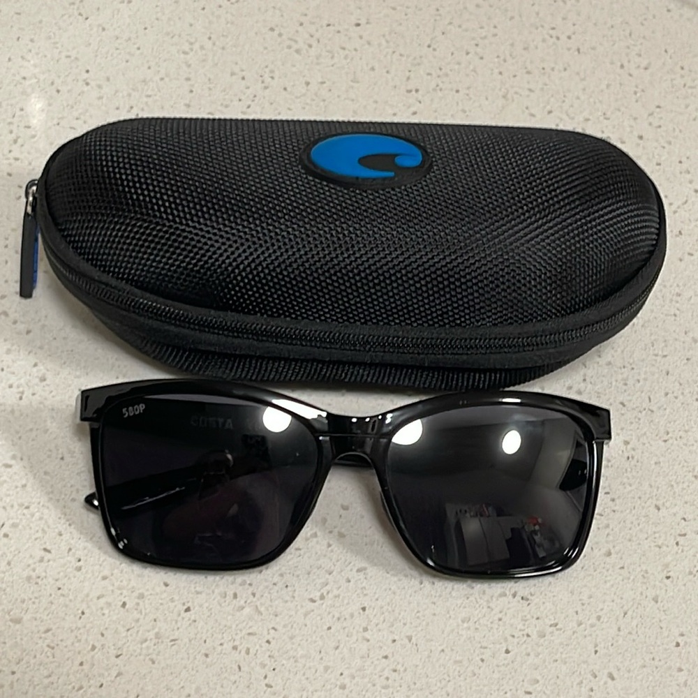 Women’s Costa Sunglasses